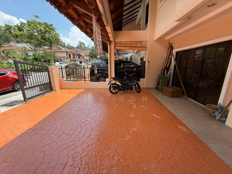 For Rent - 2-storey Terrace House at Taman Andaman Ukay