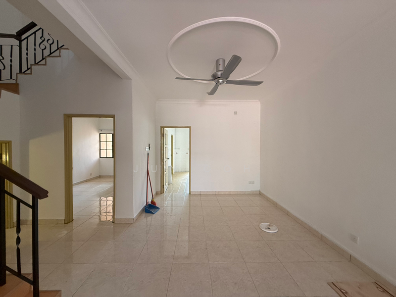 For Rent - 2-storey Terrace House at Taman Andaman Ukay
