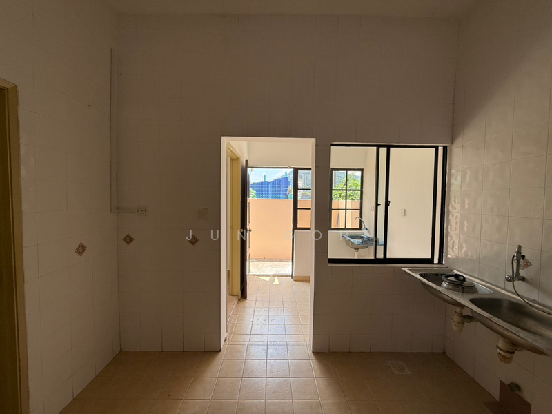 For Rent - 2-storey Terrace House at Taman Andaman Ukay