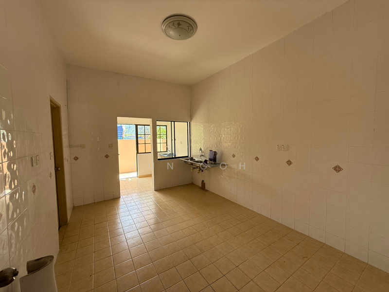 For Rent - 2-storey Terrace House at Taman Andaman Ukay