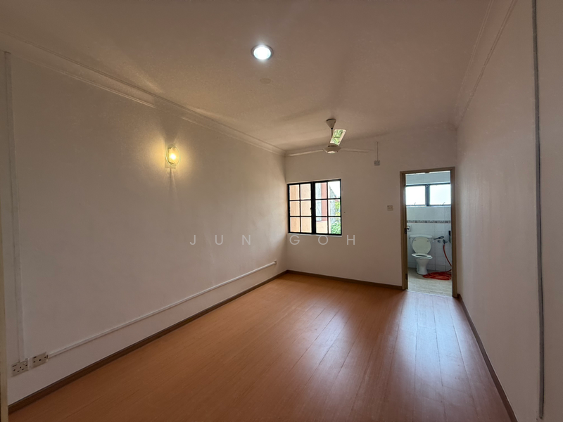 For Rent - 2-storey Terrace House at Taman Andaman Ukay