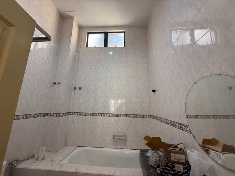 For Rent - 2-storey Terrace House at Taman Andaman Ukay