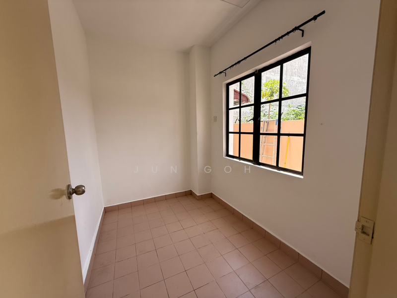 For Rent - 2-storey Terrace House at Taman Andaman Ukay