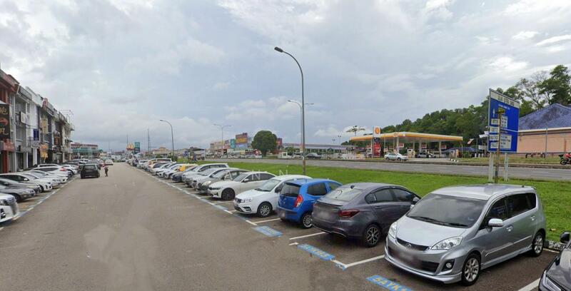 For Rent - Nusa Bestari Nusa Bestari (2 Units / Facing Mainroad) 3 Storey Shop Lot Nusa Bestari Nusa Bestari