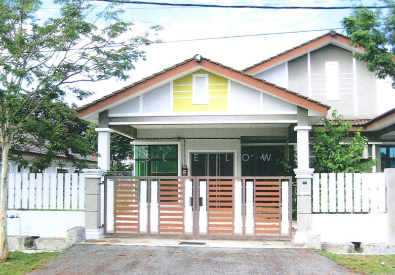 Untuk Dijual - 26/11/2025 BANK LELONG Semi-D : Taman Padang Sebang Indah, Alor Gajah, Melaka
