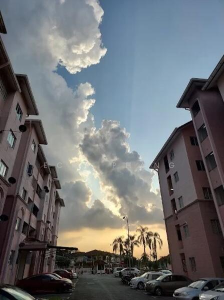 Untuk Dijual - Desa Saujana