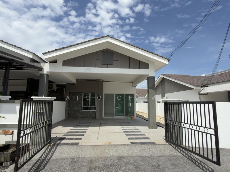 For Sale - Lahat Sri Wang Single Storey Intermediate Corner New&Never Occupied House For Sale