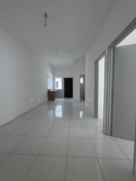 For Sale - Lahat Sri Wang Single Storey Intermediate Corner New&Never Occupied House For Sale