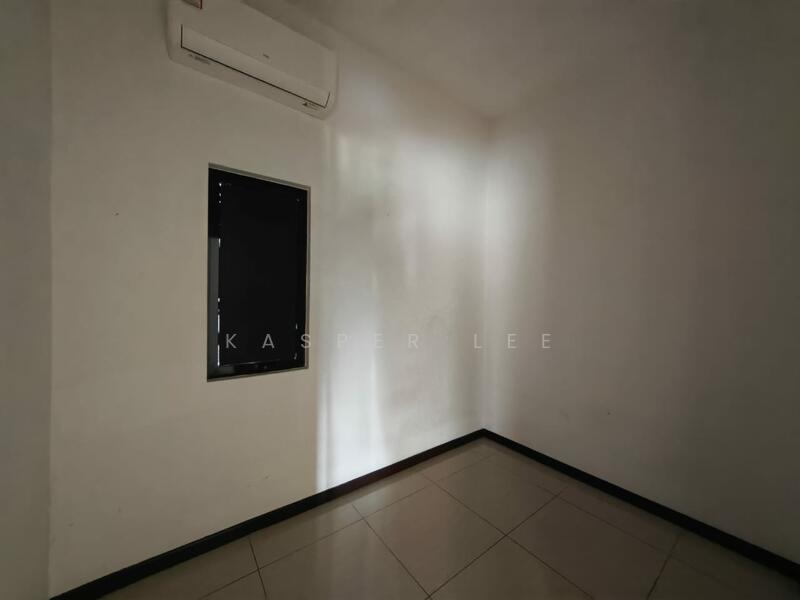 Untuk Dijual - Molek Regency