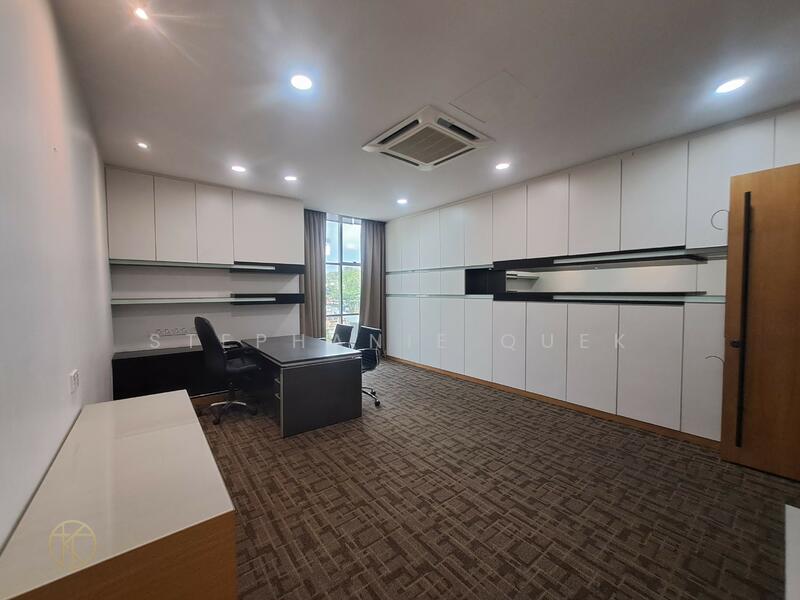 For Rent - Port Klang 2.5 Storey Partial Furnished Office For Rent