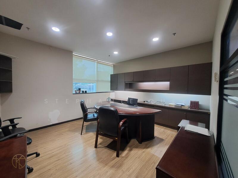 For Rent - Port Klang 2.5 Storey Partial Furnished Office For Rent