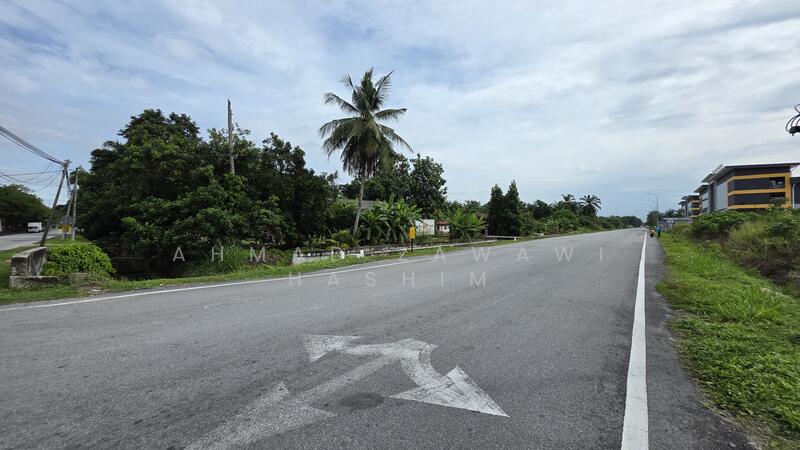 For Sale - 2 Acre Freehold Open, Prime Industrial Land, Facing Main Road+Gas Supply Line-Teluk Panglima Garang