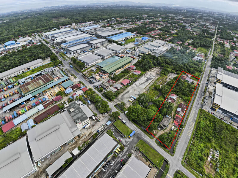 For Sale - 2 Acre Freehold Open, Prime Industrial Land, Facing Main Road+Gas Supply Line-Teluk Panglima Garang