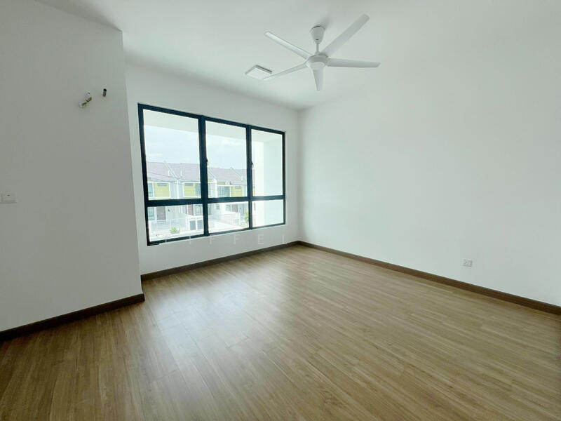 For Rent - Akina @ Kajang 2 Precinct 3