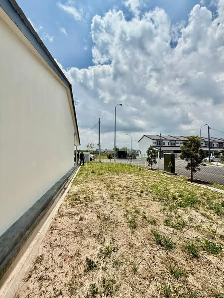 Rumah Teres 1 Tingkat untuk Dijual di Iringan Bayu (Seremban) - Azrul Othman - Exterior - PropertyGuru.com.my