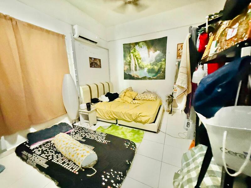 Untuk Dijual - One World 2 (1-Sky)