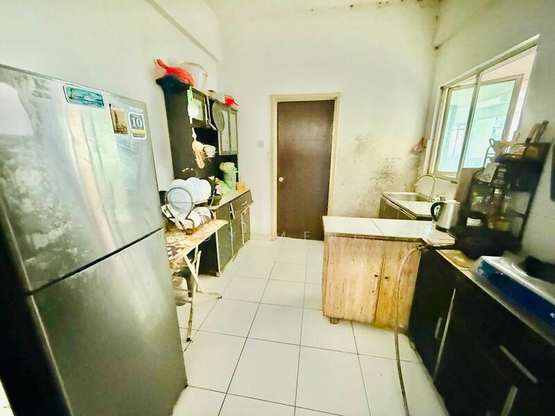 Untuk Dijual - One World 2 (1-Sky)