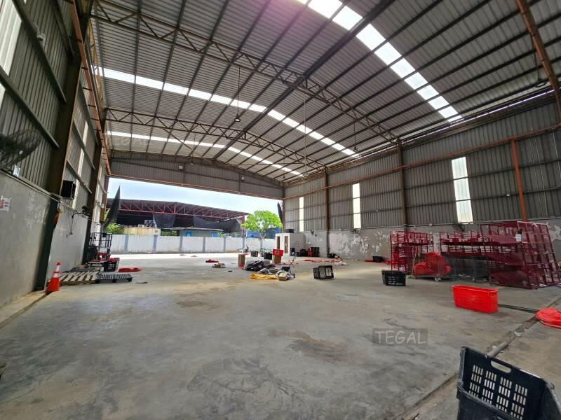 Untuk Disewa - Bukit Kemuning