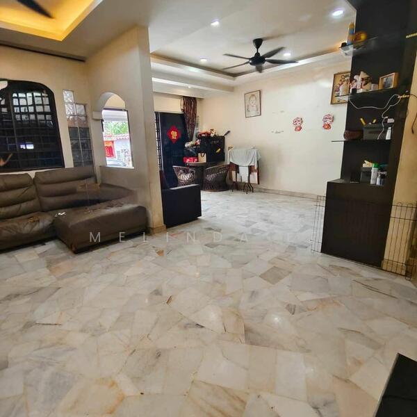 For Sale - Ulu Tiram Taman Desa Jaya Fully Renovated 2 Storey Terrace 5bed