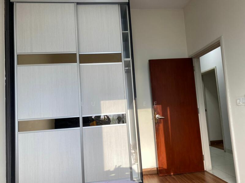 Untuk Disewa - KM1 West