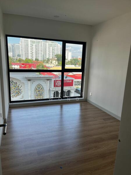 Untuk Disewa - The Atrium