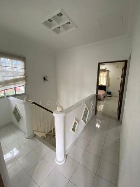 Untuk Dijual - Bercham Fully Furnished Double Storey Big Intermediate Corner Lot House For Sale
