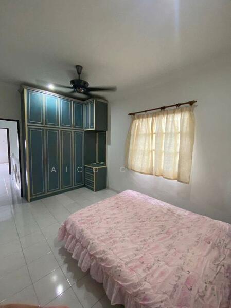 Untuk Dijual - Bercham Fully Furnished Double Storey Big Intermediate Corner Lot House For Sale