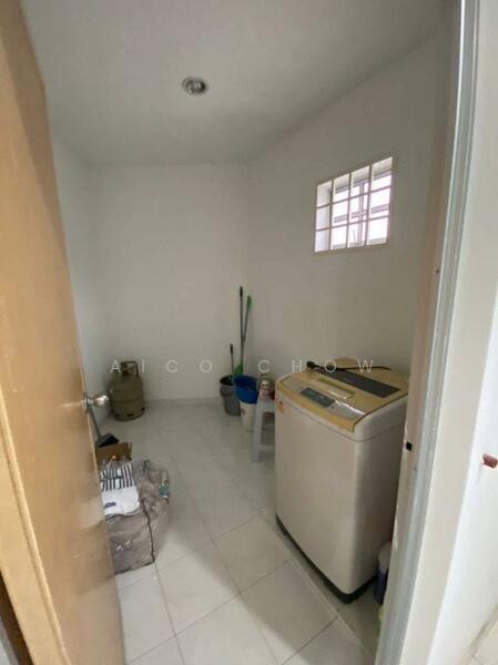 Untuk Dijual - Bercham Fully Furnished Double Storey Big Intermediate Corner Lot House For Sale