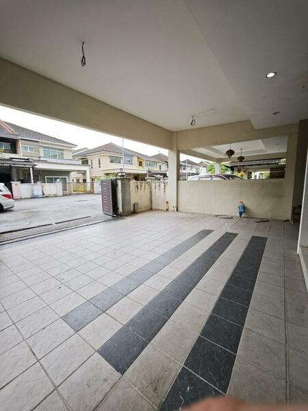 Untuk Dijual - Pengkalan Tiara Double Storey Semi D End Lot (Below Market Value) For Sale