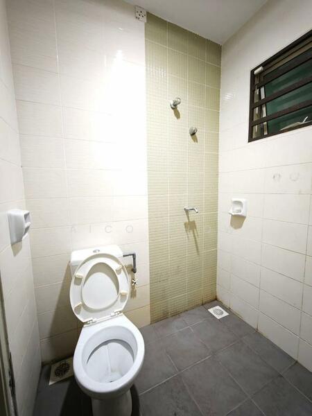 Untuk Dijual - Pengkalan Tiara Double Storey Semi D End Lot (Below Market Value) For Sale