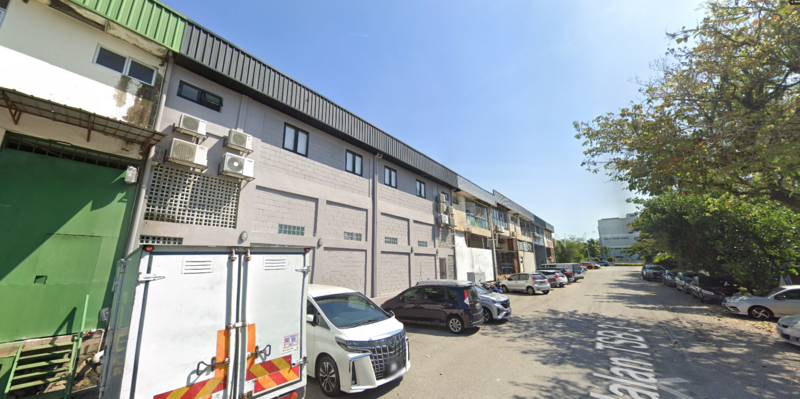 For Rent - Taman Industri Sungai Buloh 1.5 Storey Factory for Rent