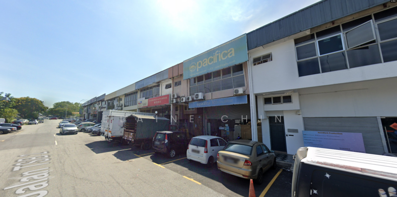 For Rent - Taman Industri Sungai Buloh 1.5 Storey Factory for Rent