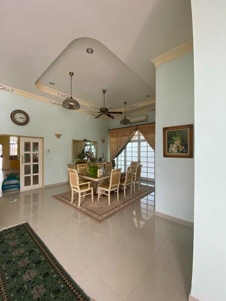 For Sale - FULLY FURNISHED Bungalow House Kota Damansara