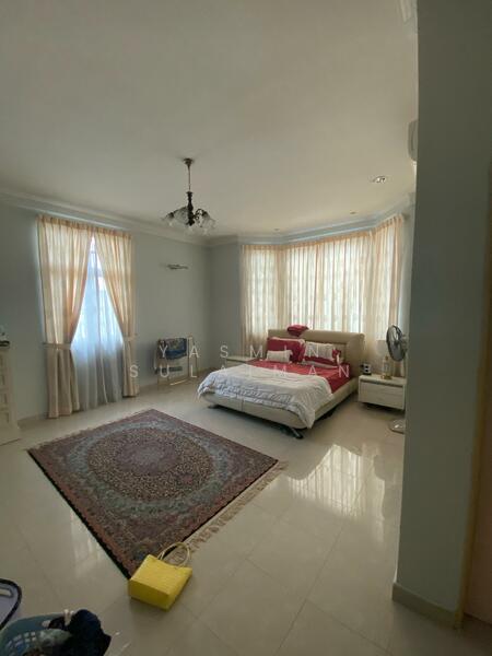 For Sale - FULLY FURNISHED Bungalow House Kota Damansara