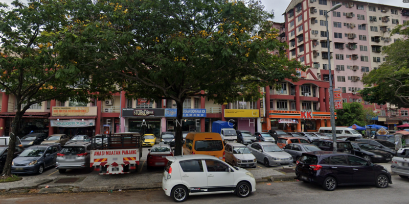 For Rent - PJ Taman Desa Mentari 3 Storey Whole Shop for Rent (Corner)