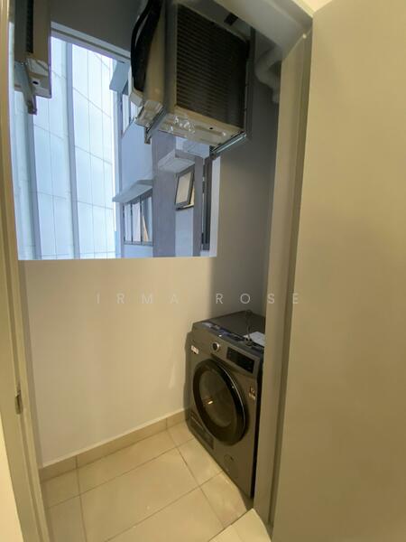 Untuk Disewa - M Vertica