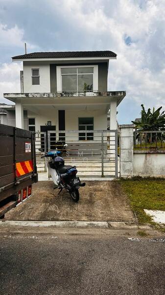 Untuk Disewa - Zero-Lot Bungalow at Kelapa Sawit