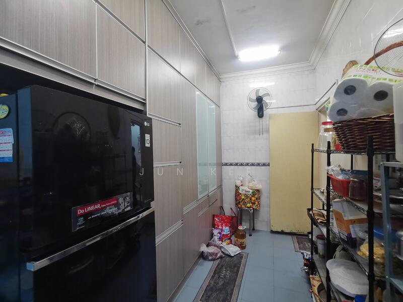 Untuk Dijual - 2-storey Terrace House at Taman Bukit Desa