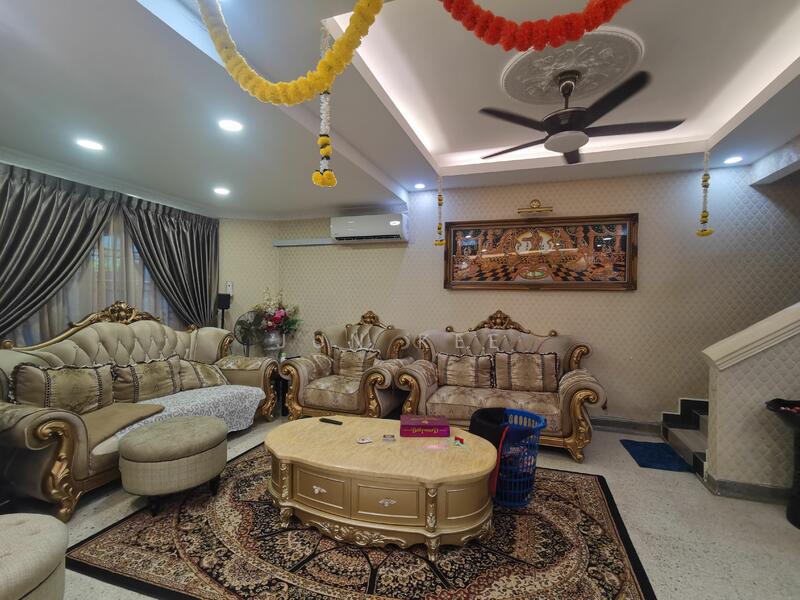 Untuk Dijual - 2-storey Terrace House at Taman Bukit Desa