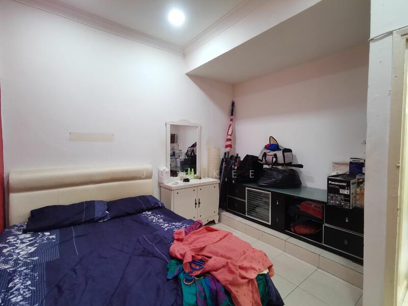 Untuk Dijual - 2-storey Terrace House at Taman Bukit Desa
