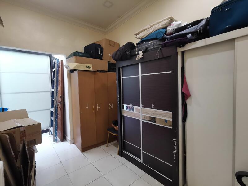 Untuk Dijual - 2-storey Terrace House at Taman Bukit Desa