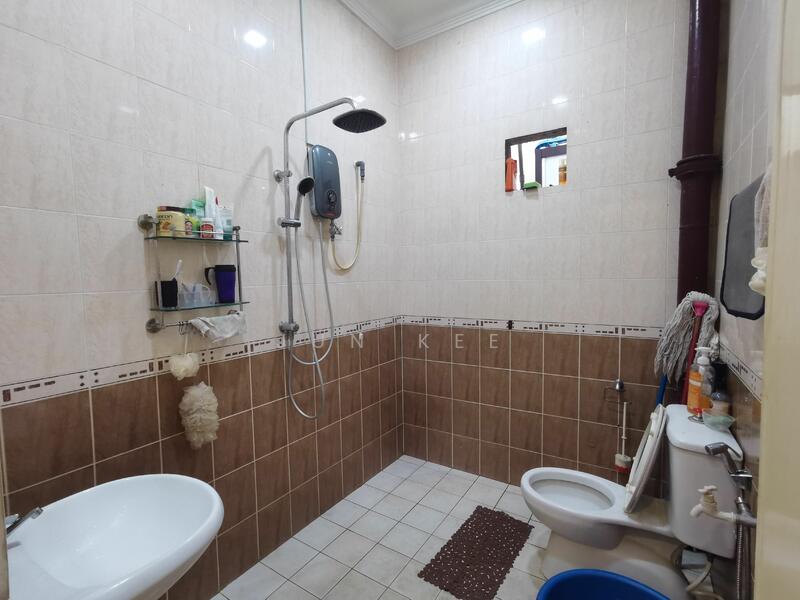 Untuk Dijual - 2-storey Terrace House at Taman Bukit Desa