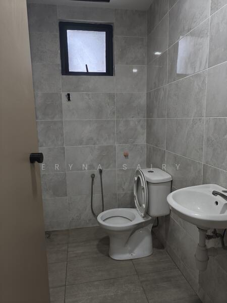 For Rent - Kenwingston Square Garden