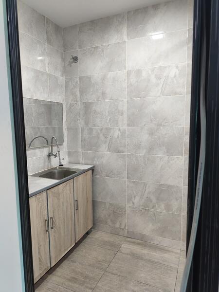 For Rent - Kenwingston Square Garden