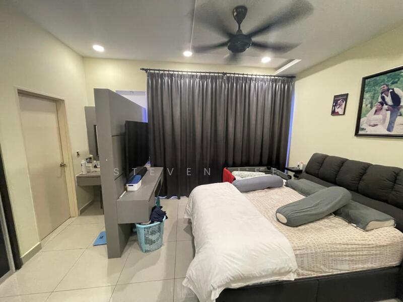 For Sale - [Renovation] 2 Storey Corner Semi-D House, M Residence 2, Taman Caspia, Rawang