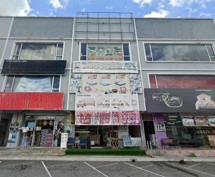 Untuk Dijual - Pusat Perniagaan Wira, Nilai