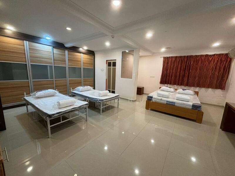 Untuk Disewa - 2-storey Terrace House at Taman Lucky