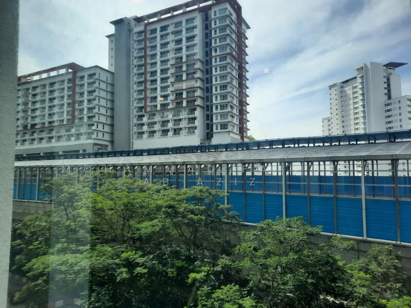 For Rent - Metropolitan Square