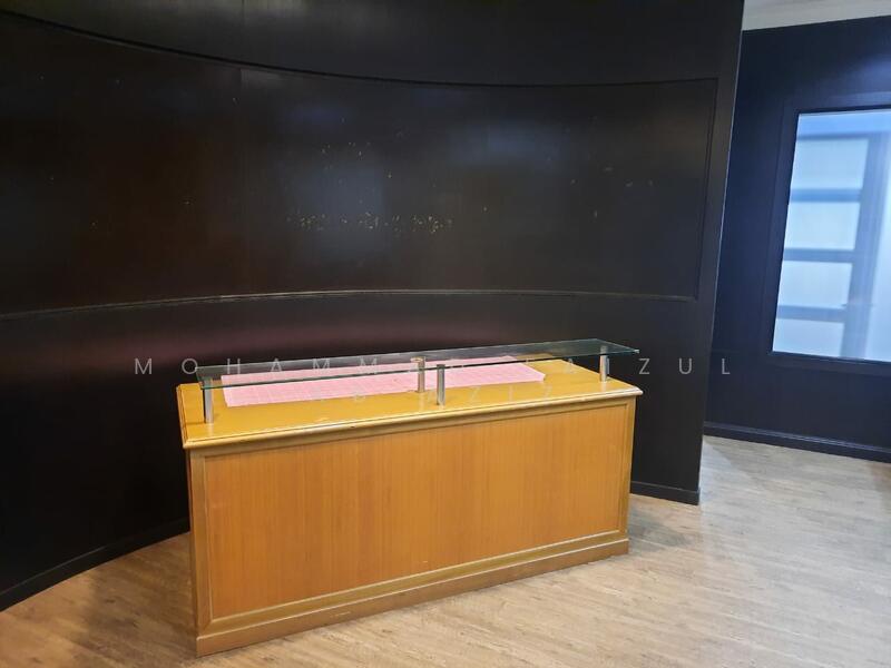 For Rent - Metropolitan Square