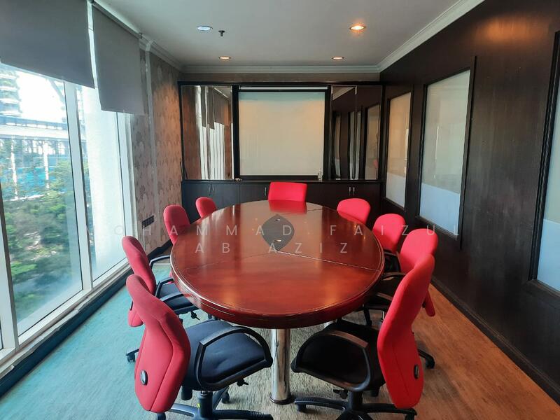 For Rent - Metropolitan Square